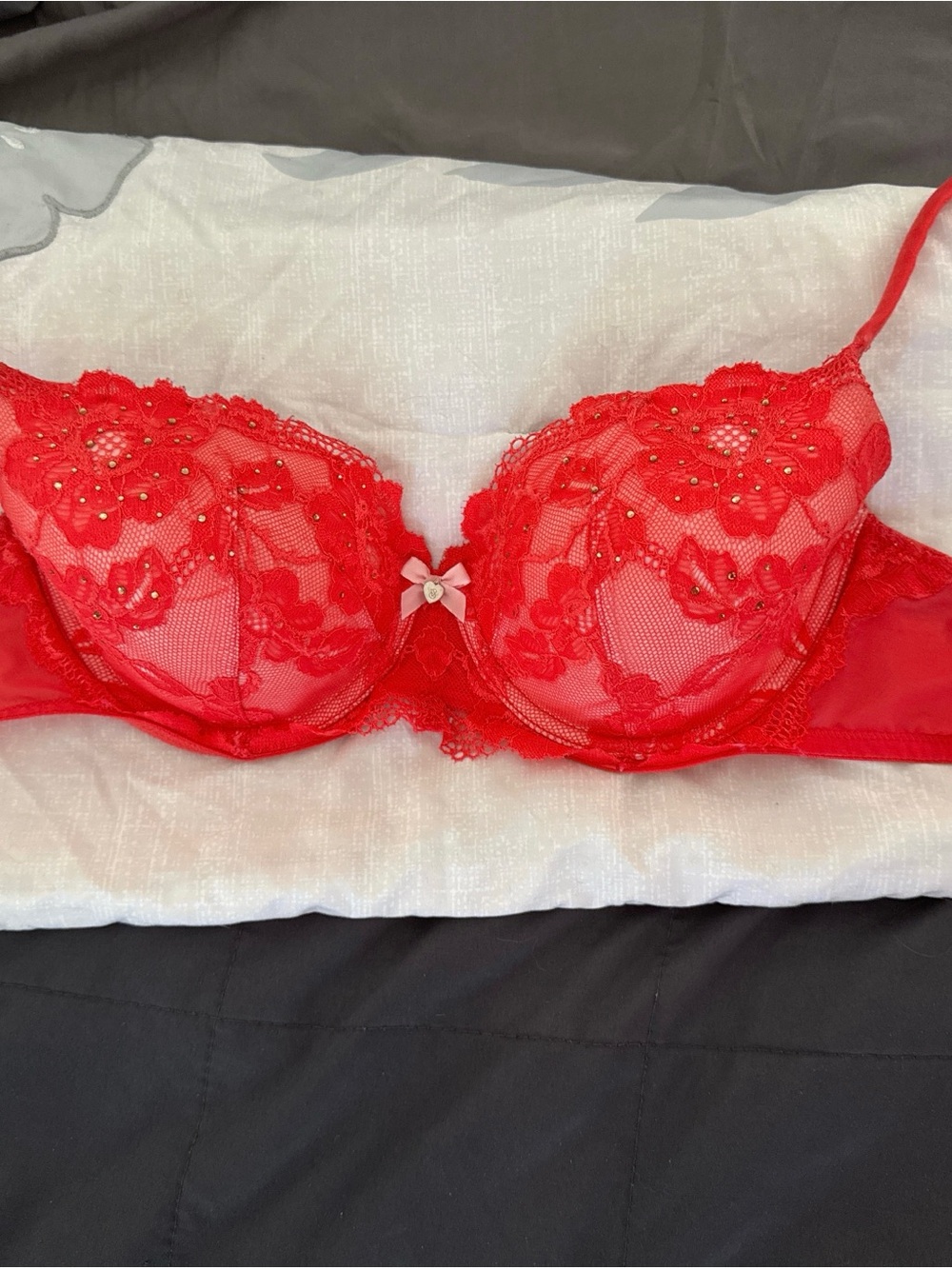 Victoria's Secret Red Floral Lace Underwire Bra with Embellishments